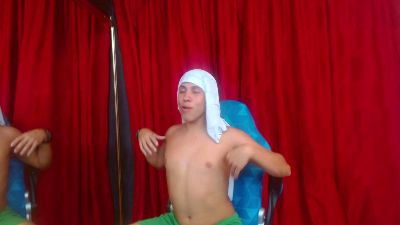 MikeThomas_ live from Colombia