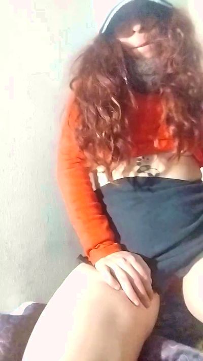 Miss_Ninacl live from Chile