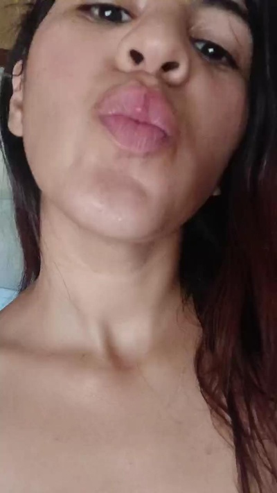 Miss_babyyy live from United States