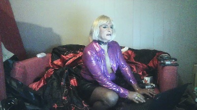 MrsAndSub live from Belgium