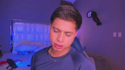 Nicky_Charlie live from Colombia