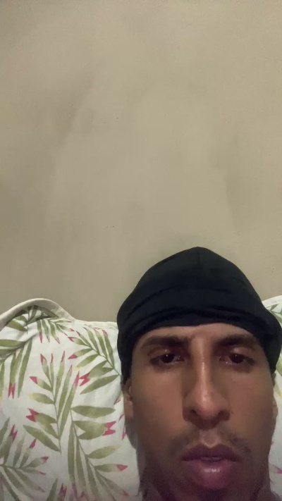 Novinhosiames live from Brazil