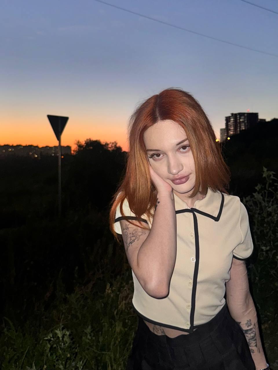 RED_RED_HEART live from Poland