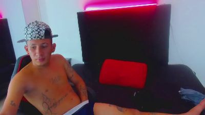 SEXYBOYS_S7Ss live from Colombia
