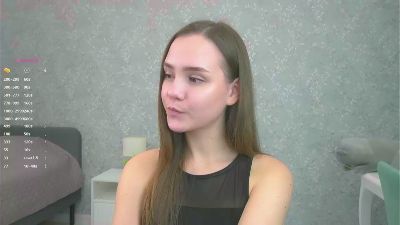 Sara_cutie live from France