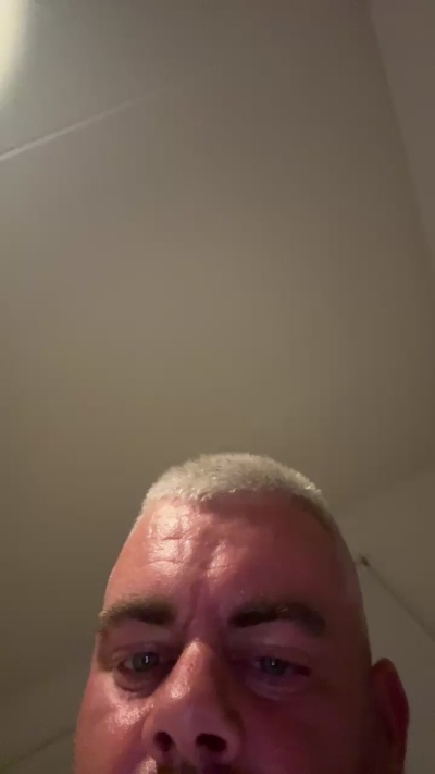 Sas_Roa9095 live from Netherlands