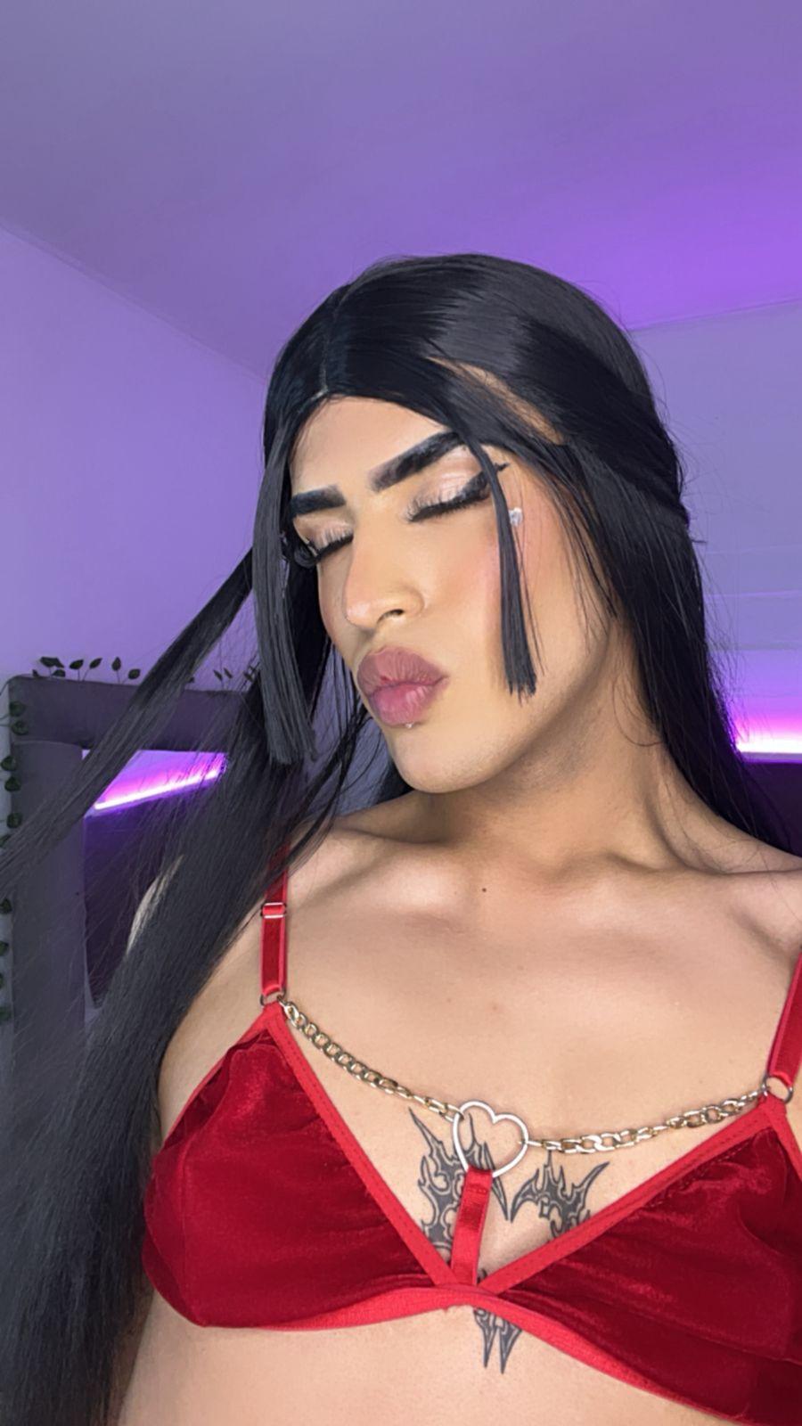 Scarlett_Sttar live from Colombia