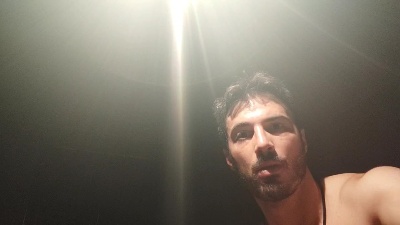 Scottt44 live from Italy