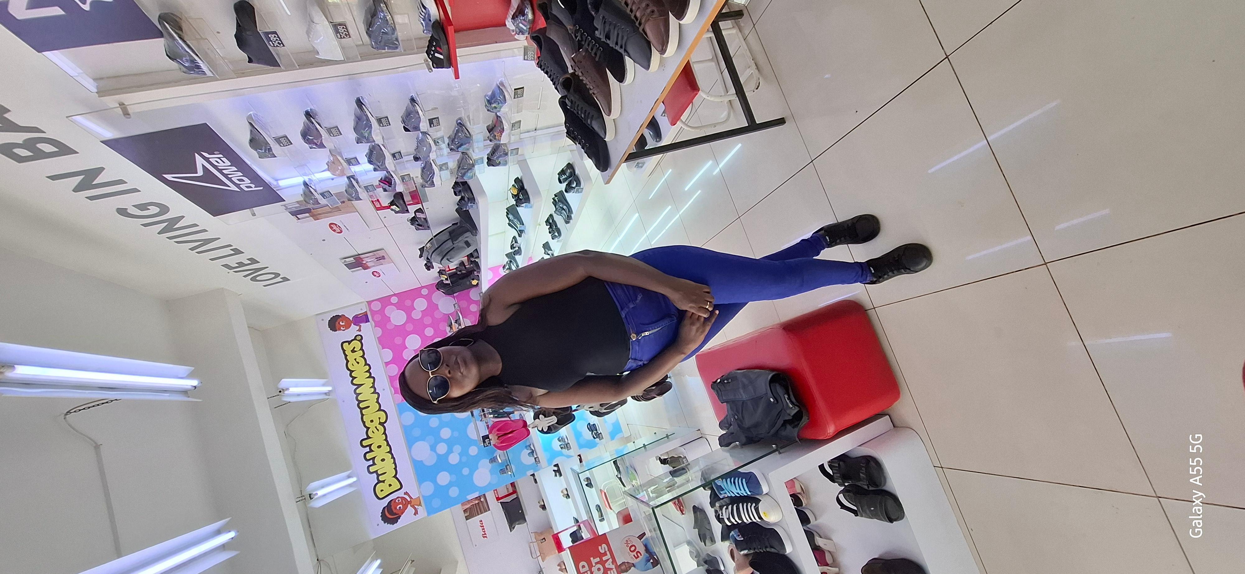 Sexxydoll224 live from Kenya
