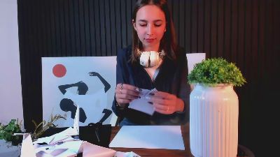 ShaylaKamin live from France