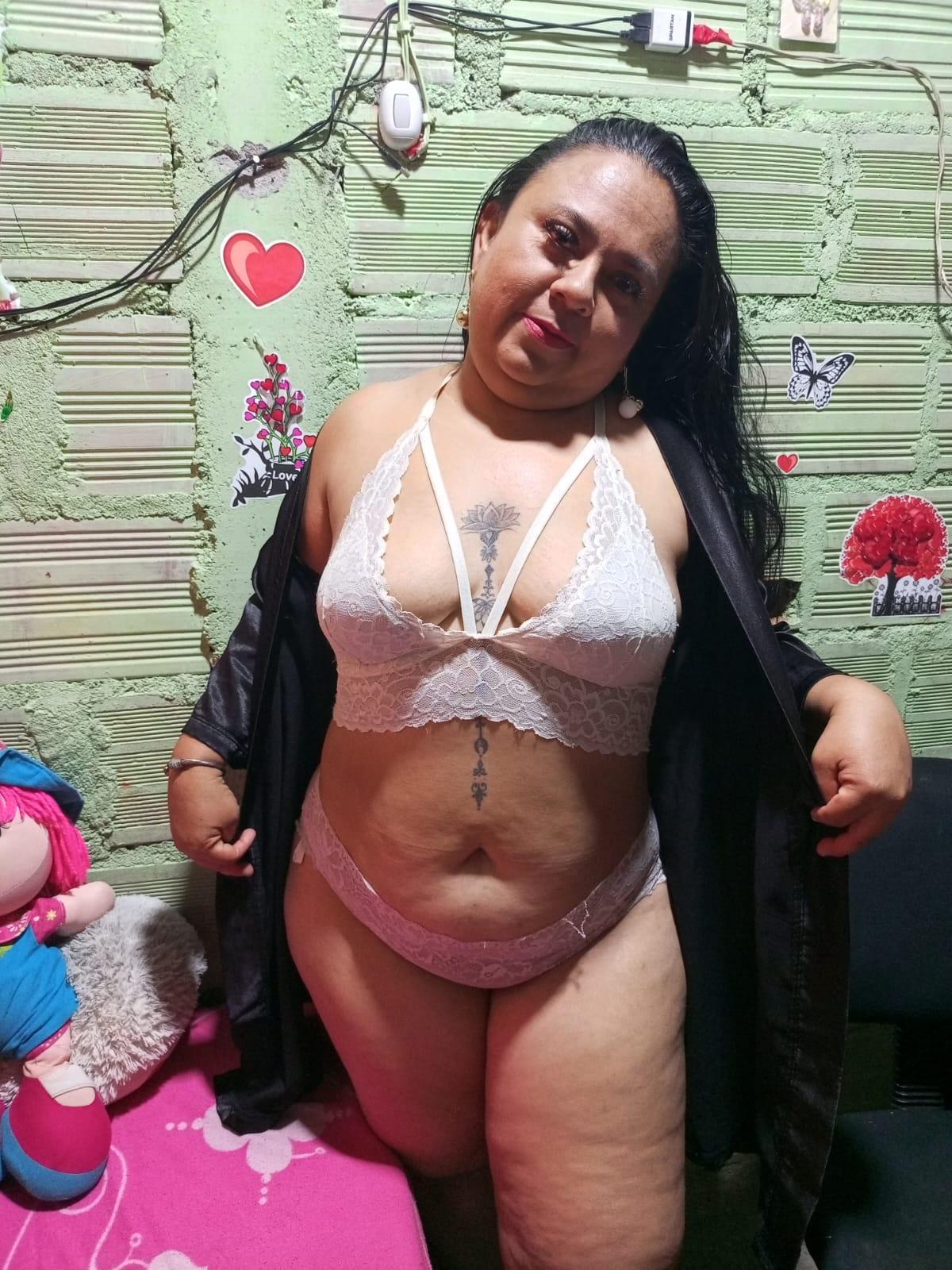 SophiaHalf live from Colombia