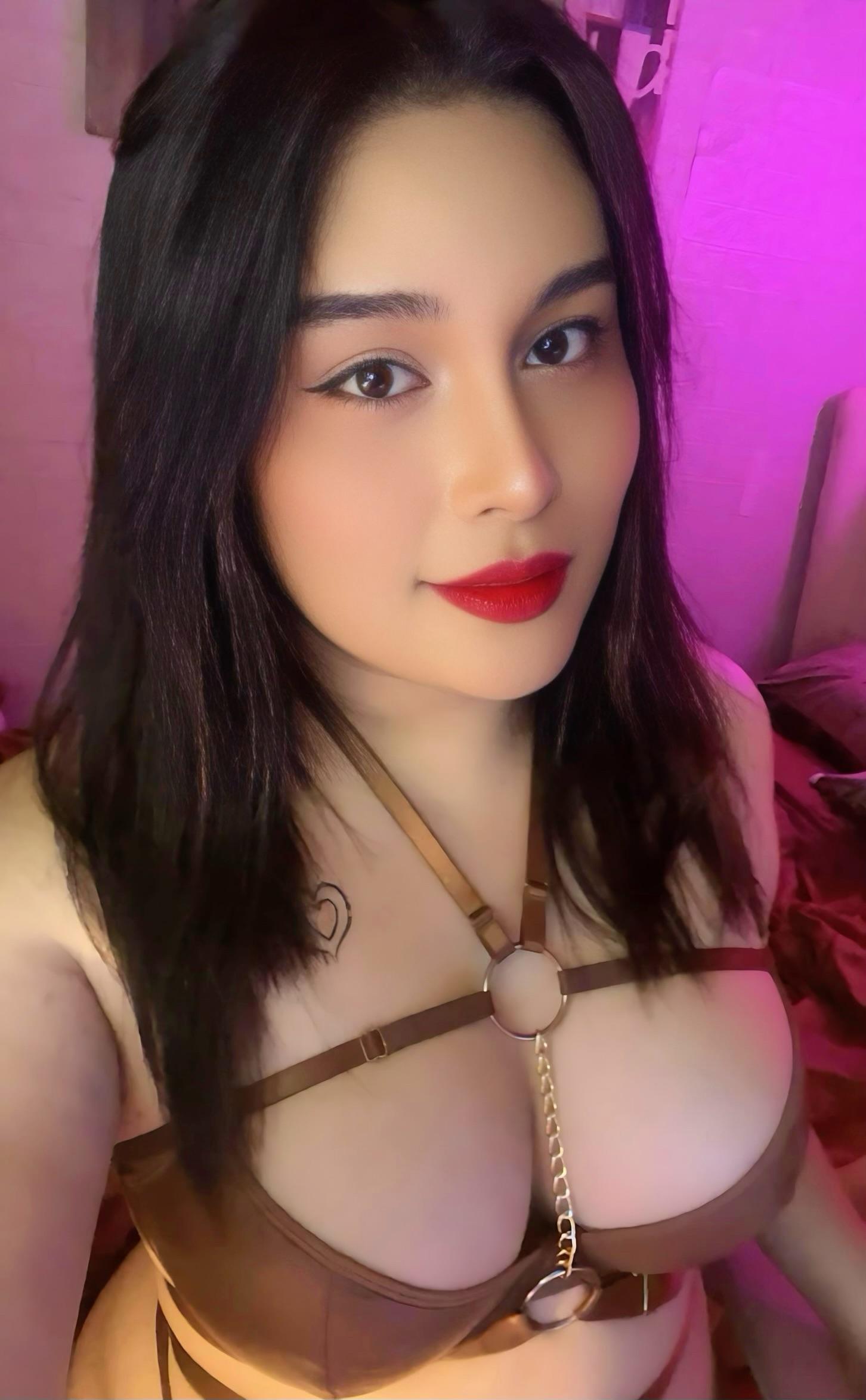 Tgirl_bella live from Philippines