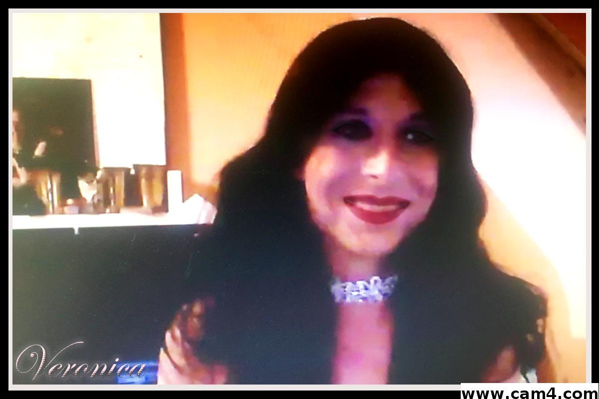 VeronicaTV29 live from France