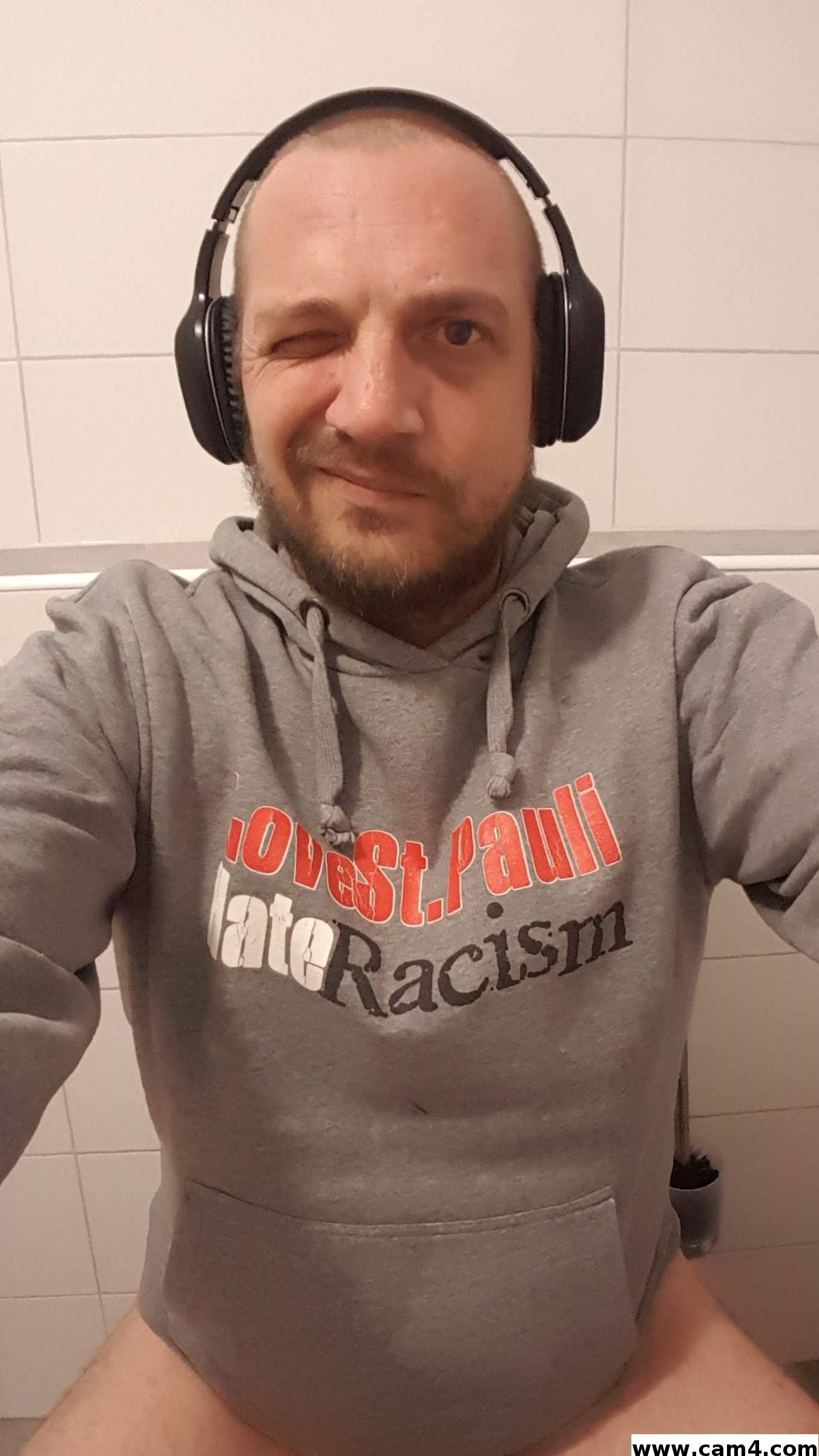 Voll_Hart live from Germany