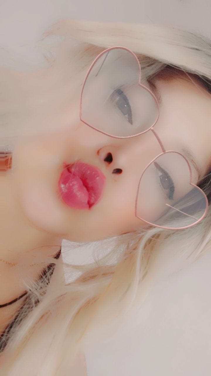 Xia_Nefert live from Mexico