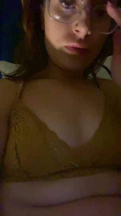 YoungcoupleAny1 live from United Kingdom