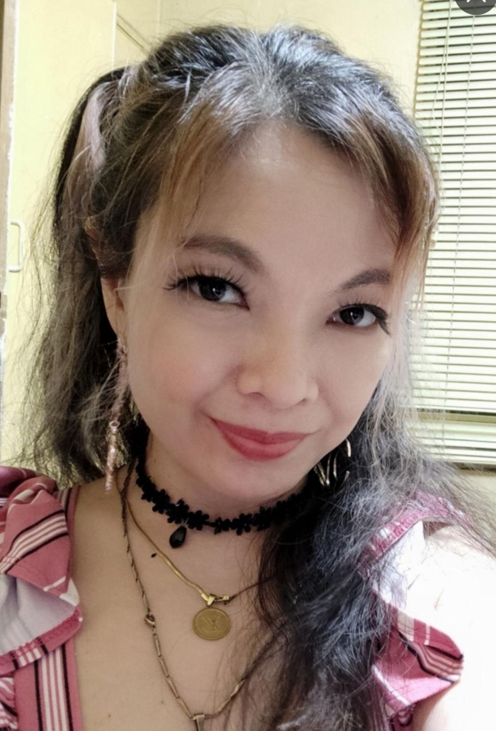 YummyMeily live from Hong Kong SAR China
