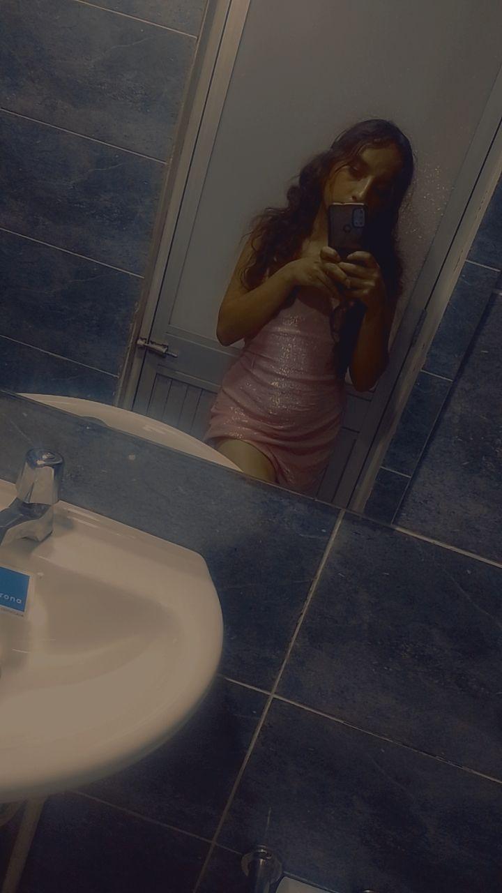 Zoe_jonexs live from Colombia