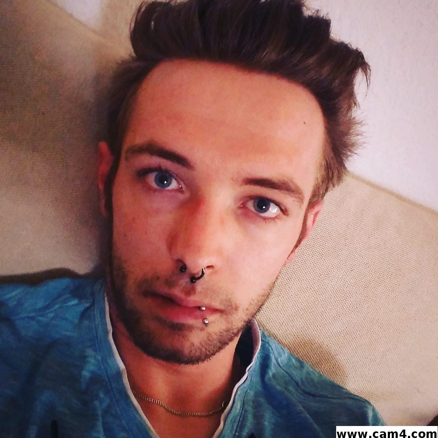 alexmarq live from Germany