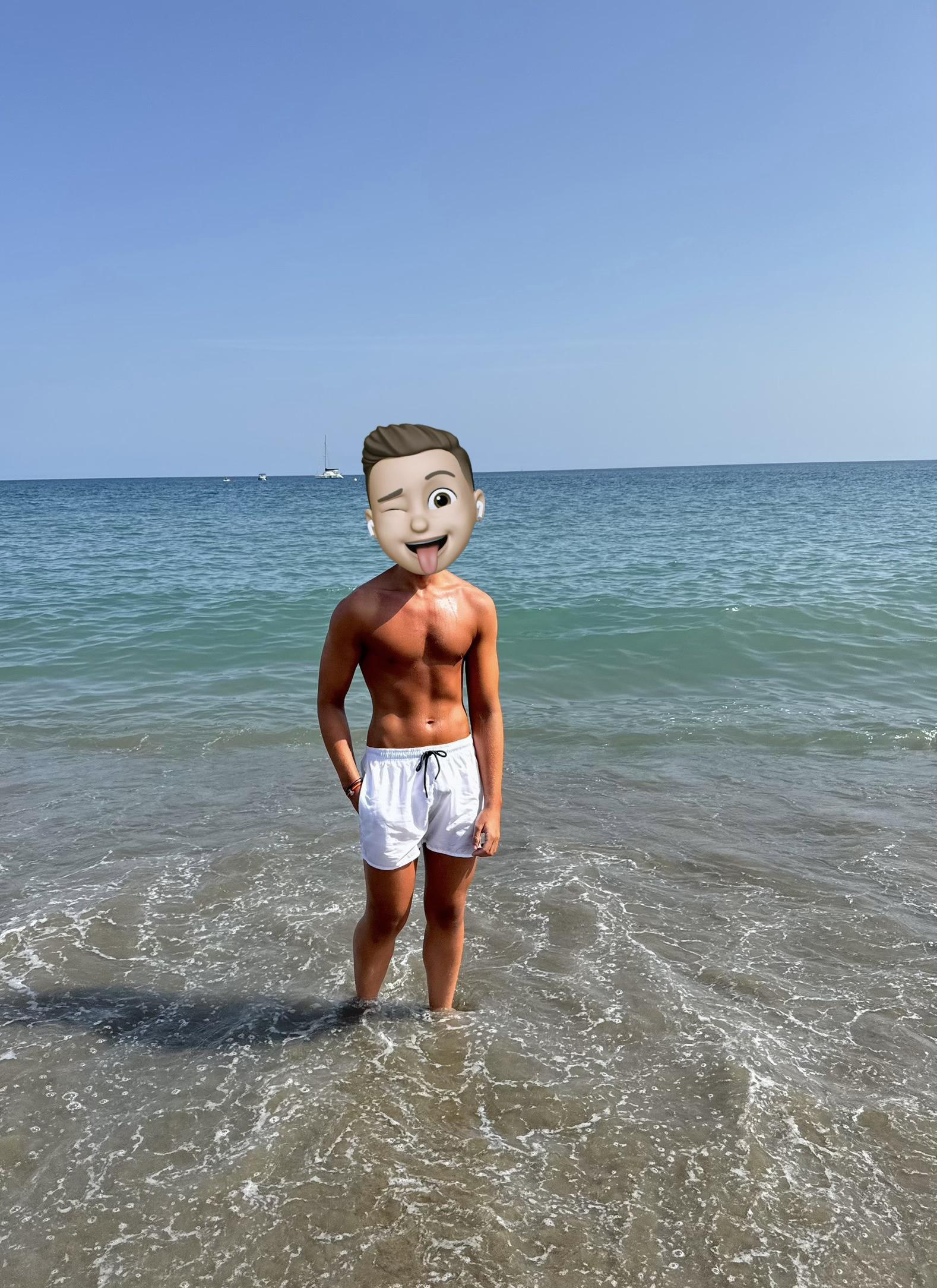 alittlehard live from Spain