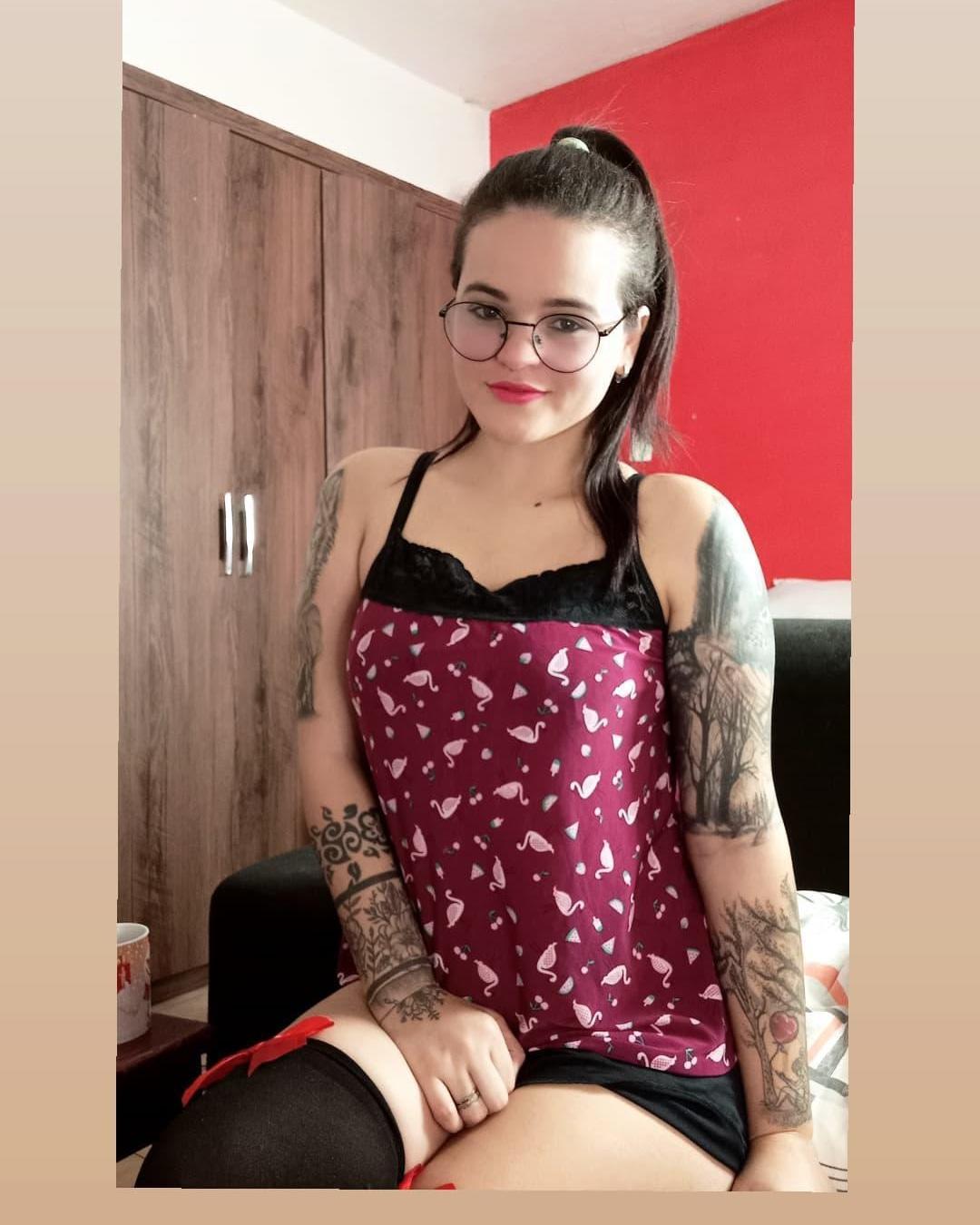 angelatattoohot live from Brazil