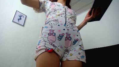 annie_jhonsson live from Colombia