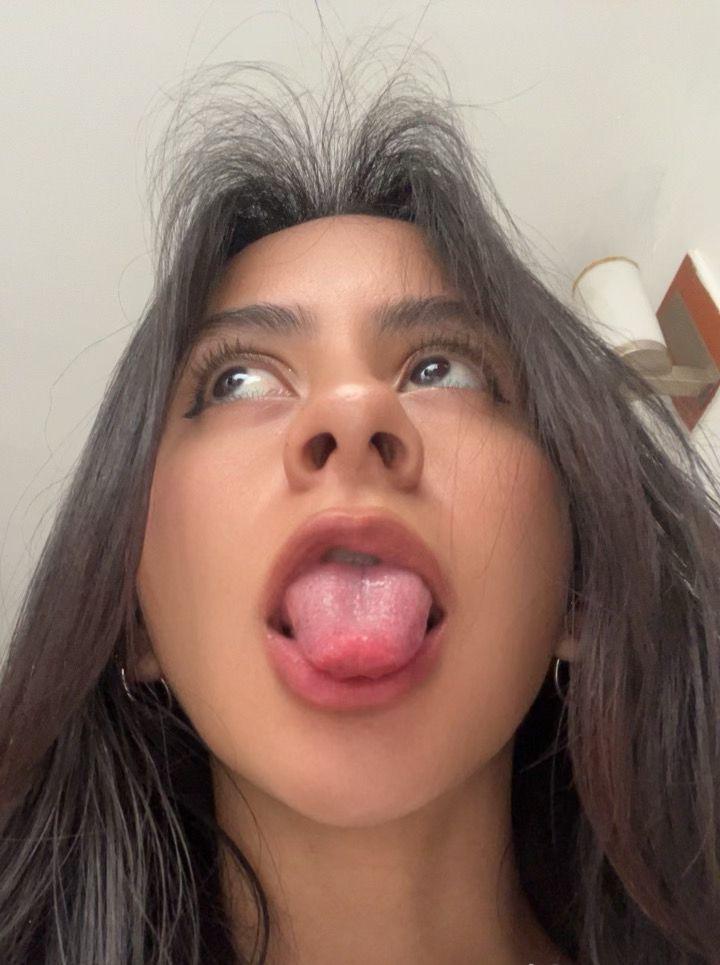 annypretty live from Colombia