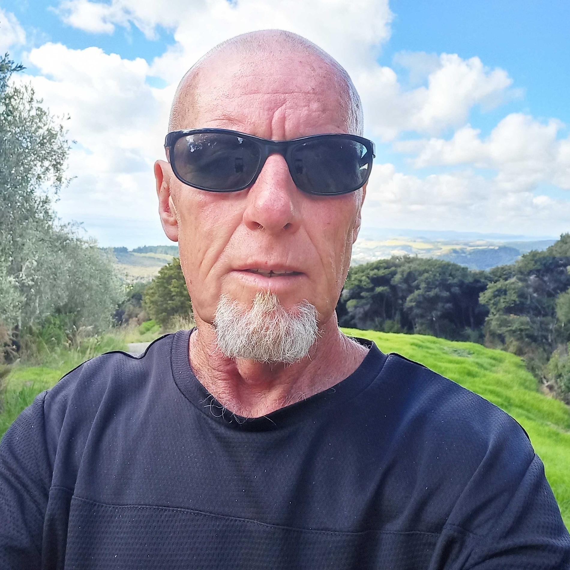 ascruxx live from New Zealand