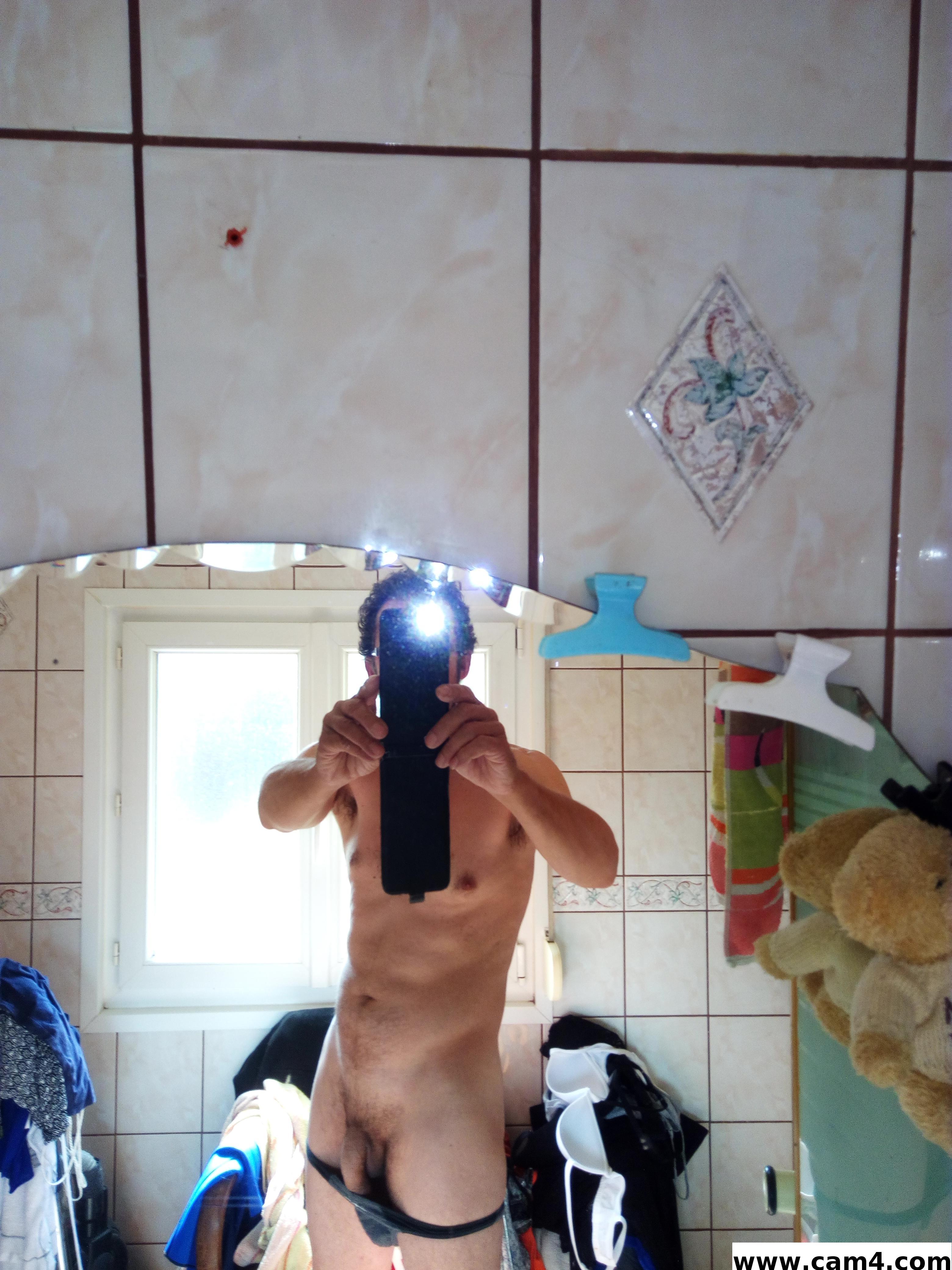 badboul17 live from France