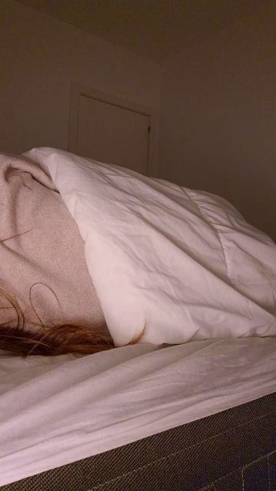 badgirl129 live from Spain