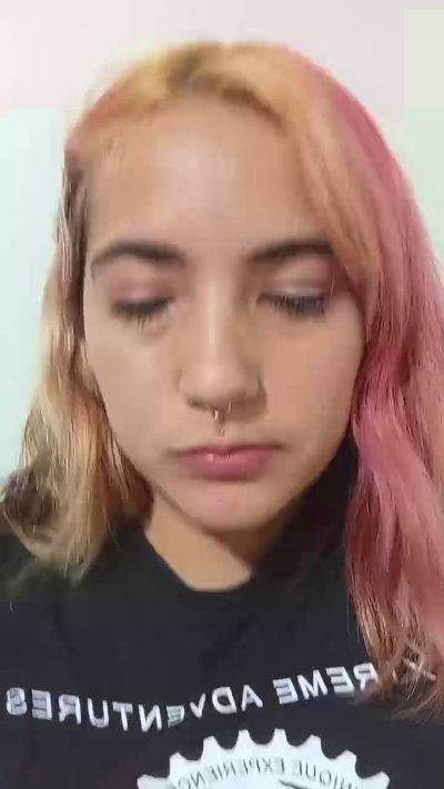 belen2222 live from Chile