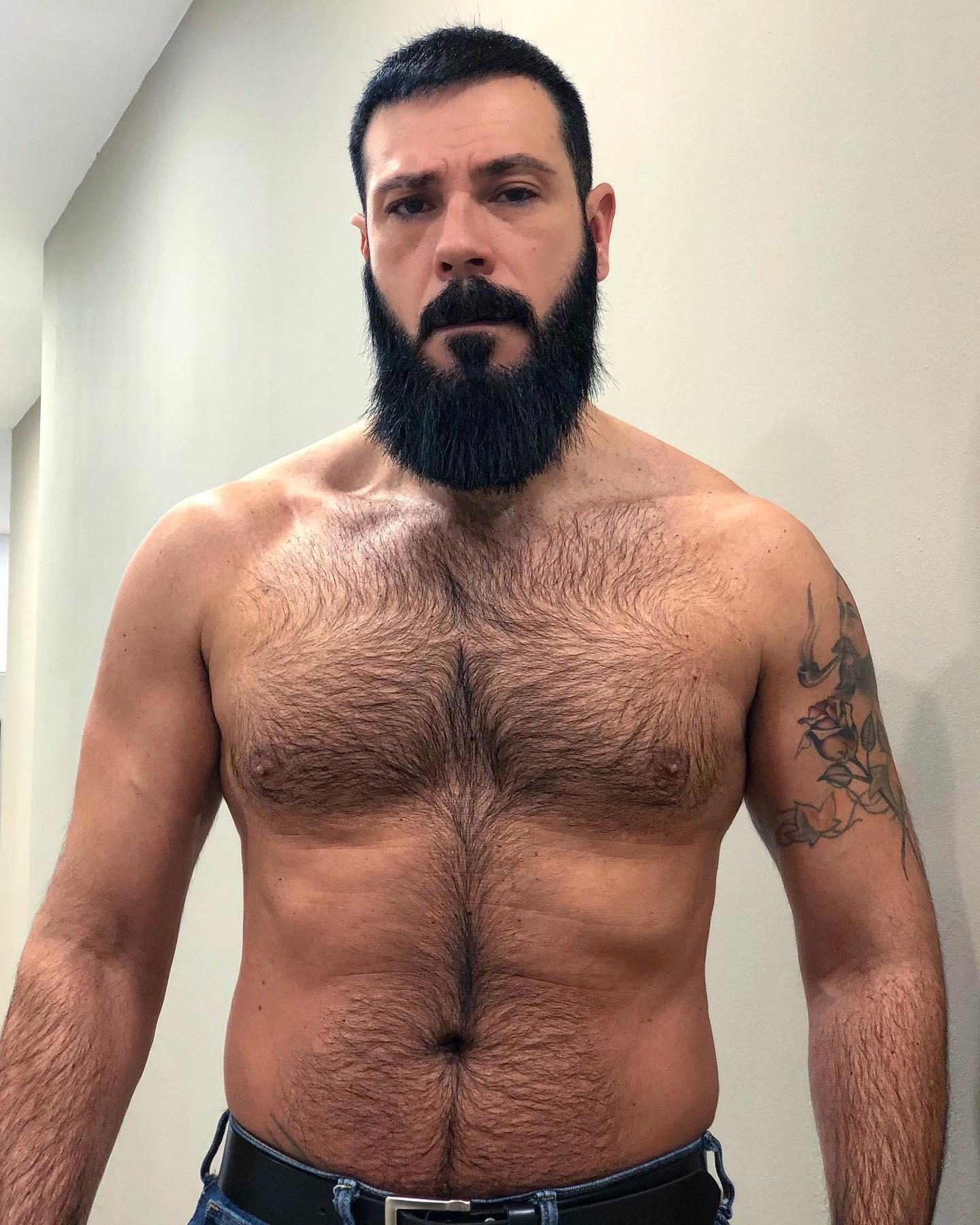 blackbeardpig live from Spain