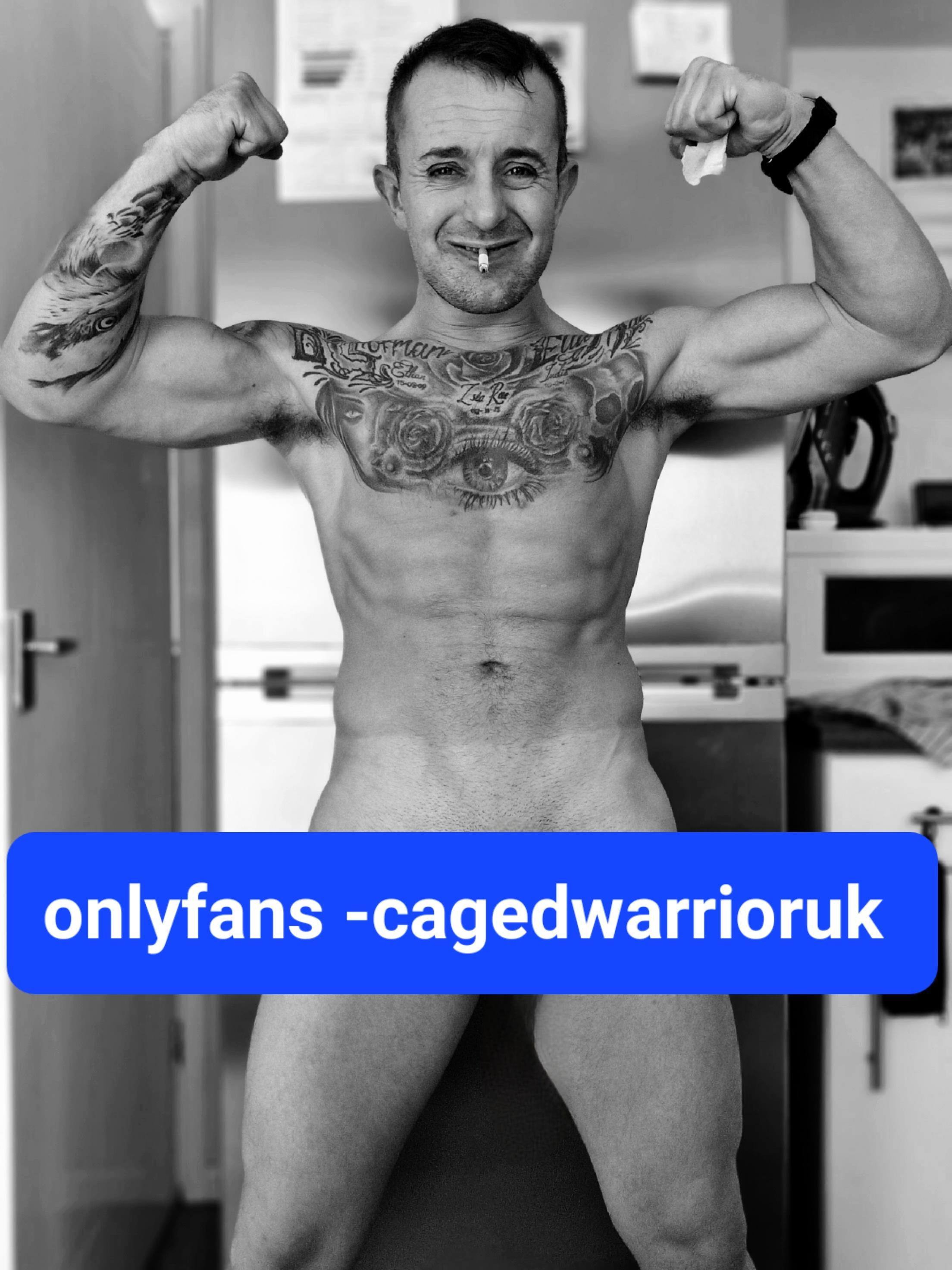 cagedwarrioruk live from United Kingdom