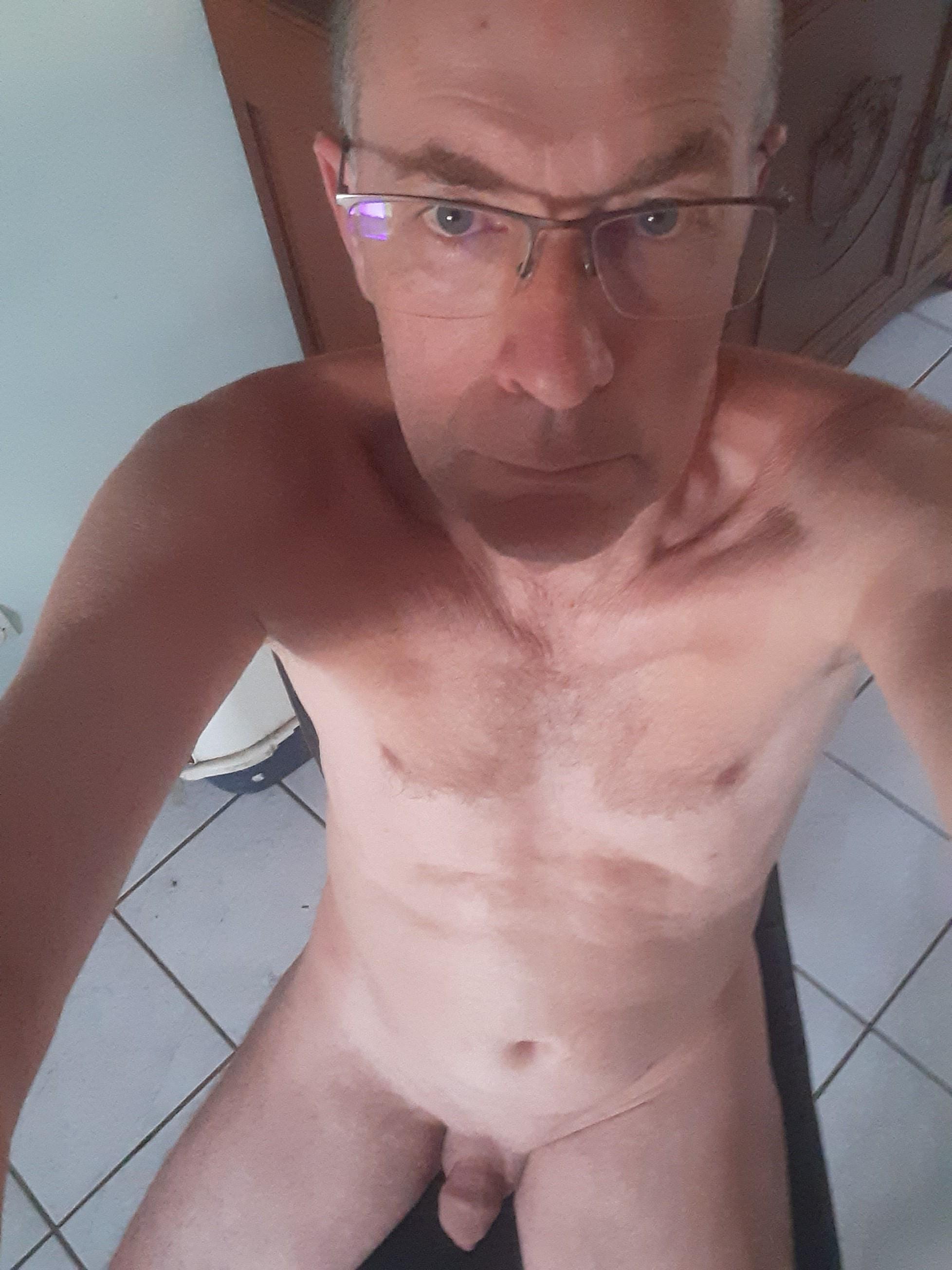 christ2655 live from France