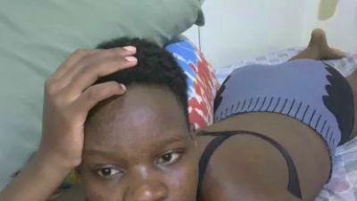 cute_marion live from Kenya
