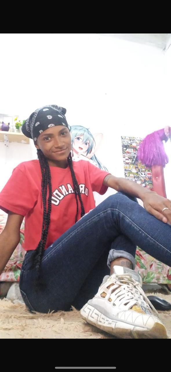 devilfiorella19 live from United States