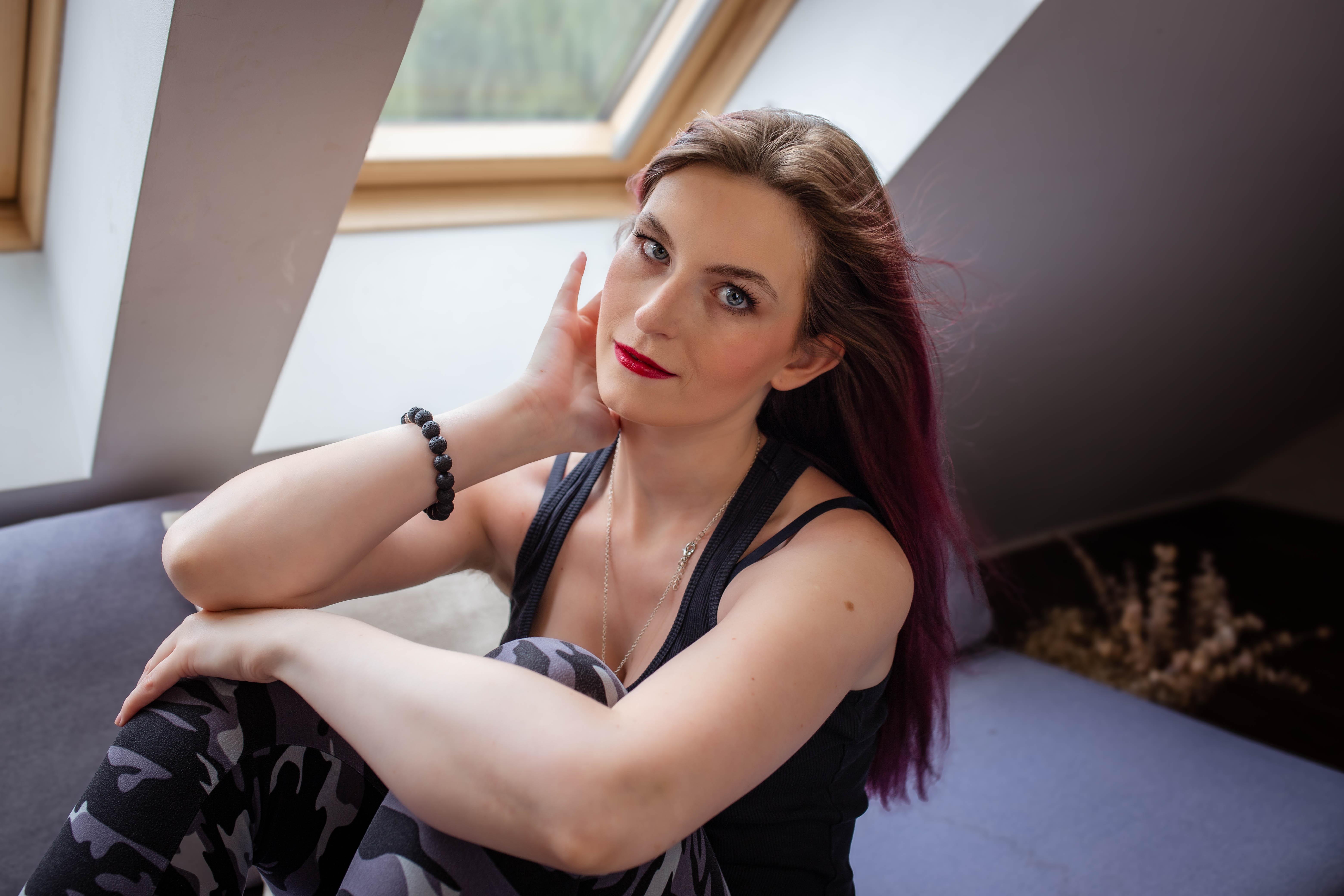 emma_tease live from Germany