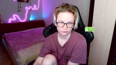 gretta_cute live from Latvia
