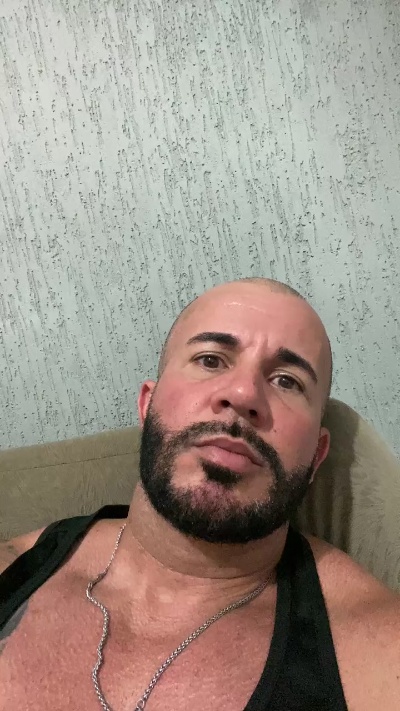 guto356 live from Brazil