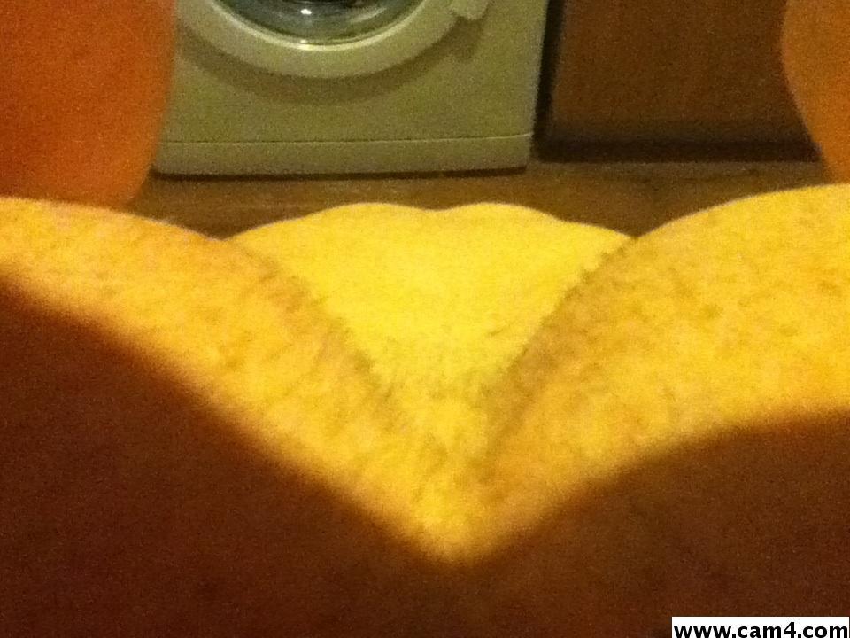 harddan69 live from United Kingdom