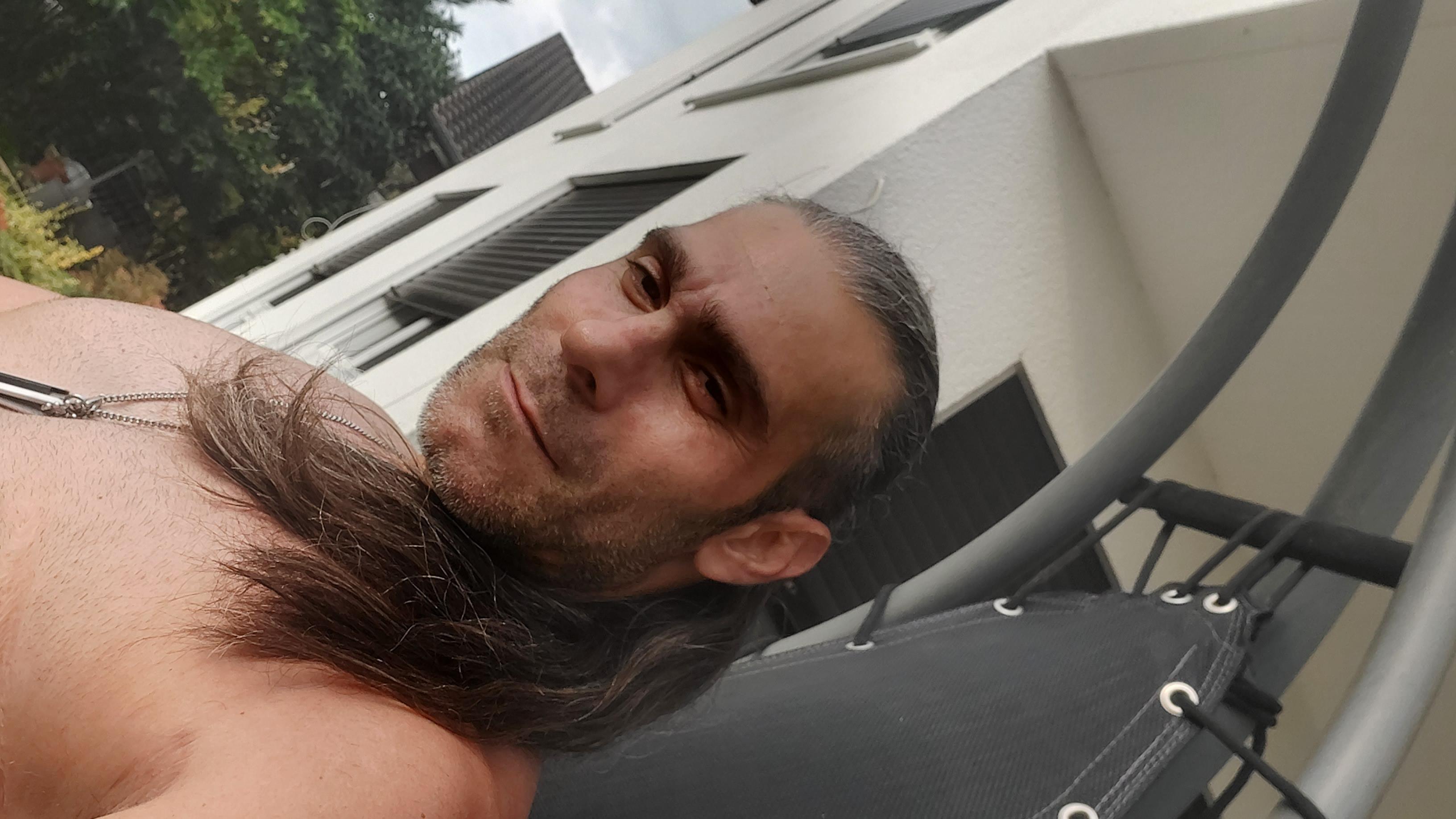 hardnice_sexy live from Germany