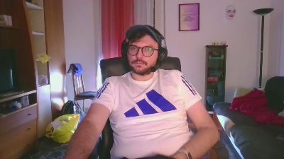 hornyboy327 live from Italy