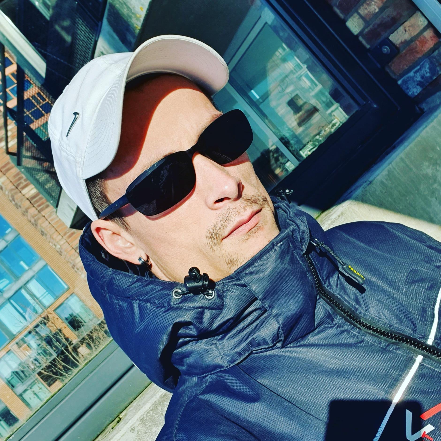 hotmodelboy1 live from Netherlands