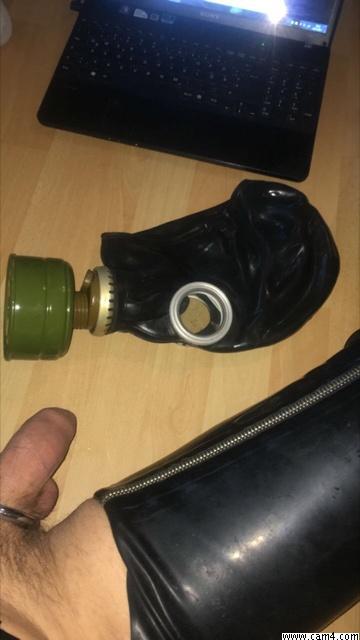 iloverubber live from Germany