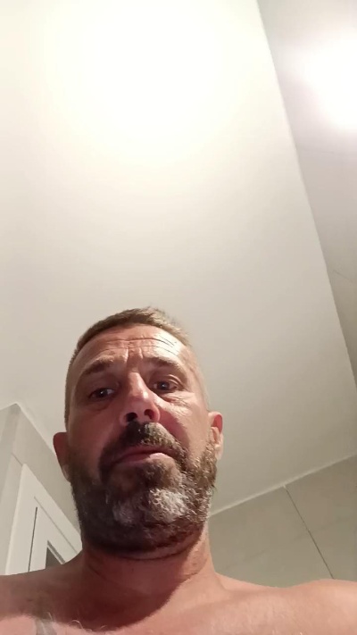 jonson542 live from Spain