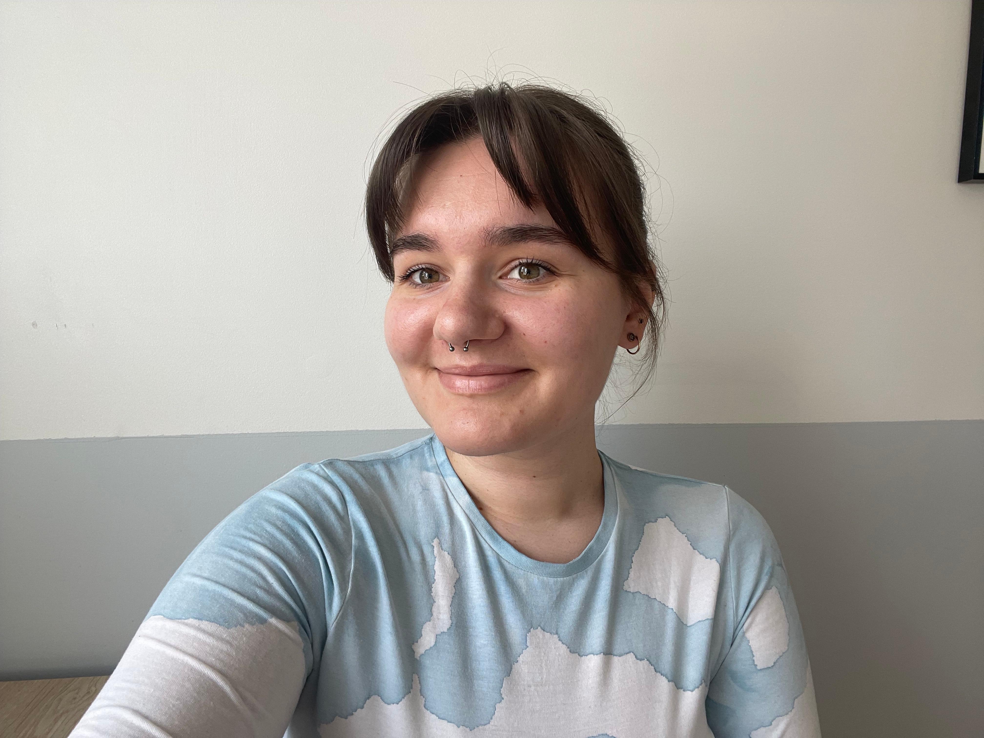 julie_sensual live from Germany