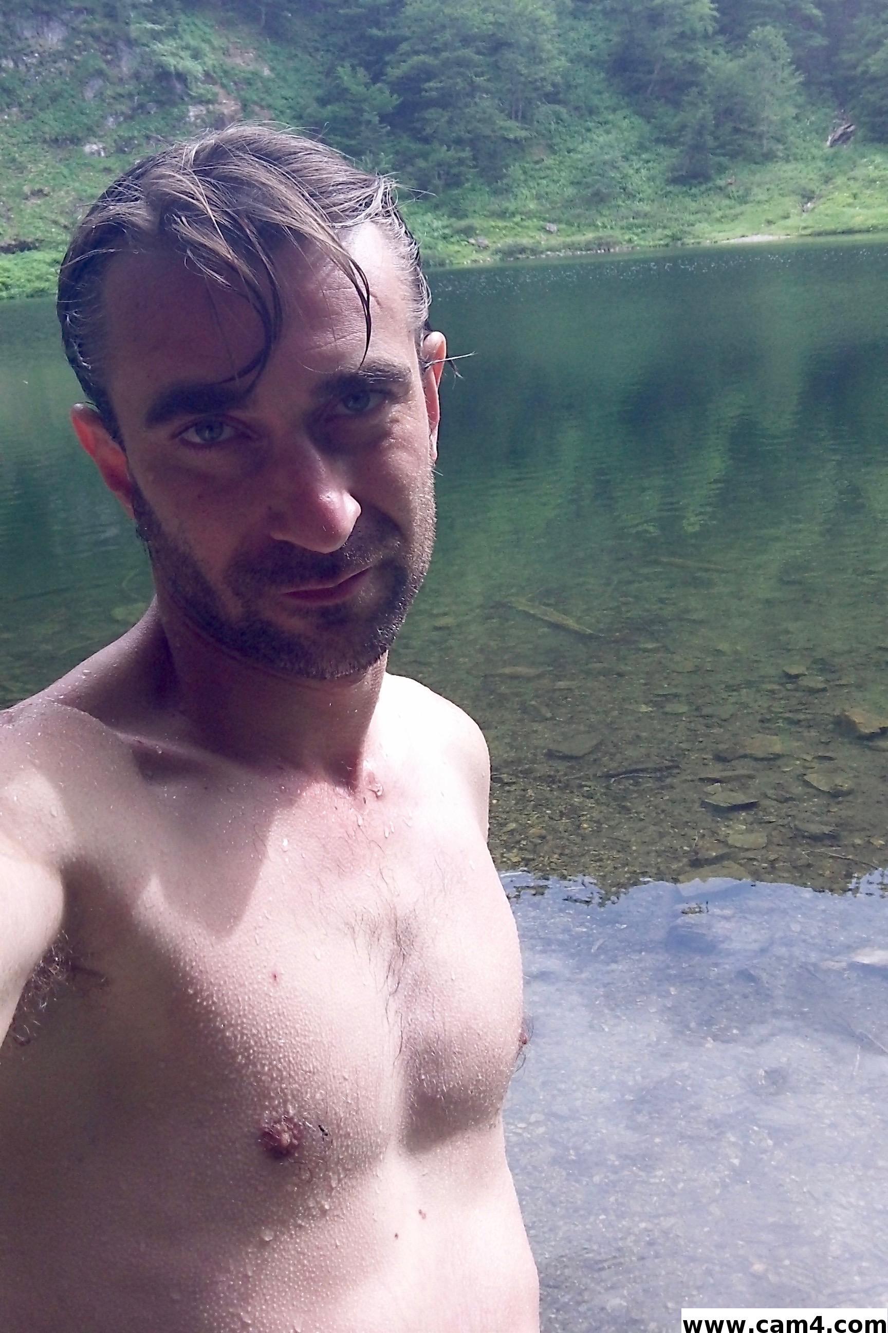 julienxlove live from France