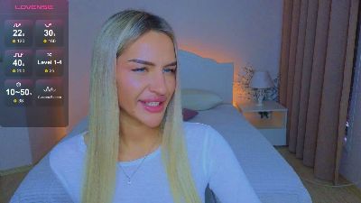 just_Leilaa live from Italy
