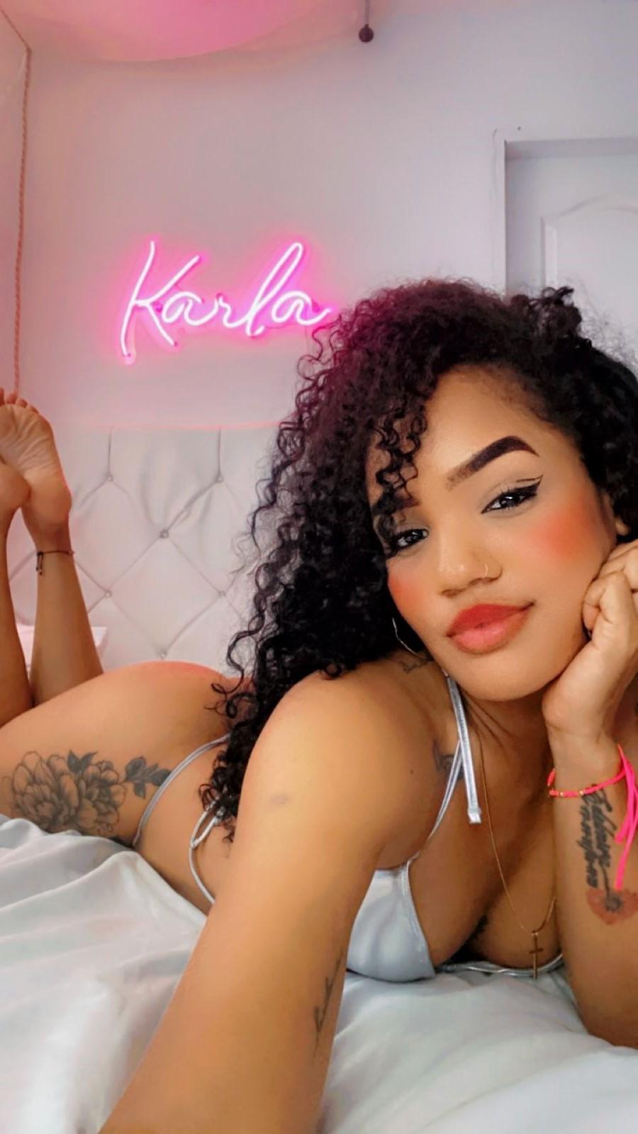karla_santoro live from Colombia