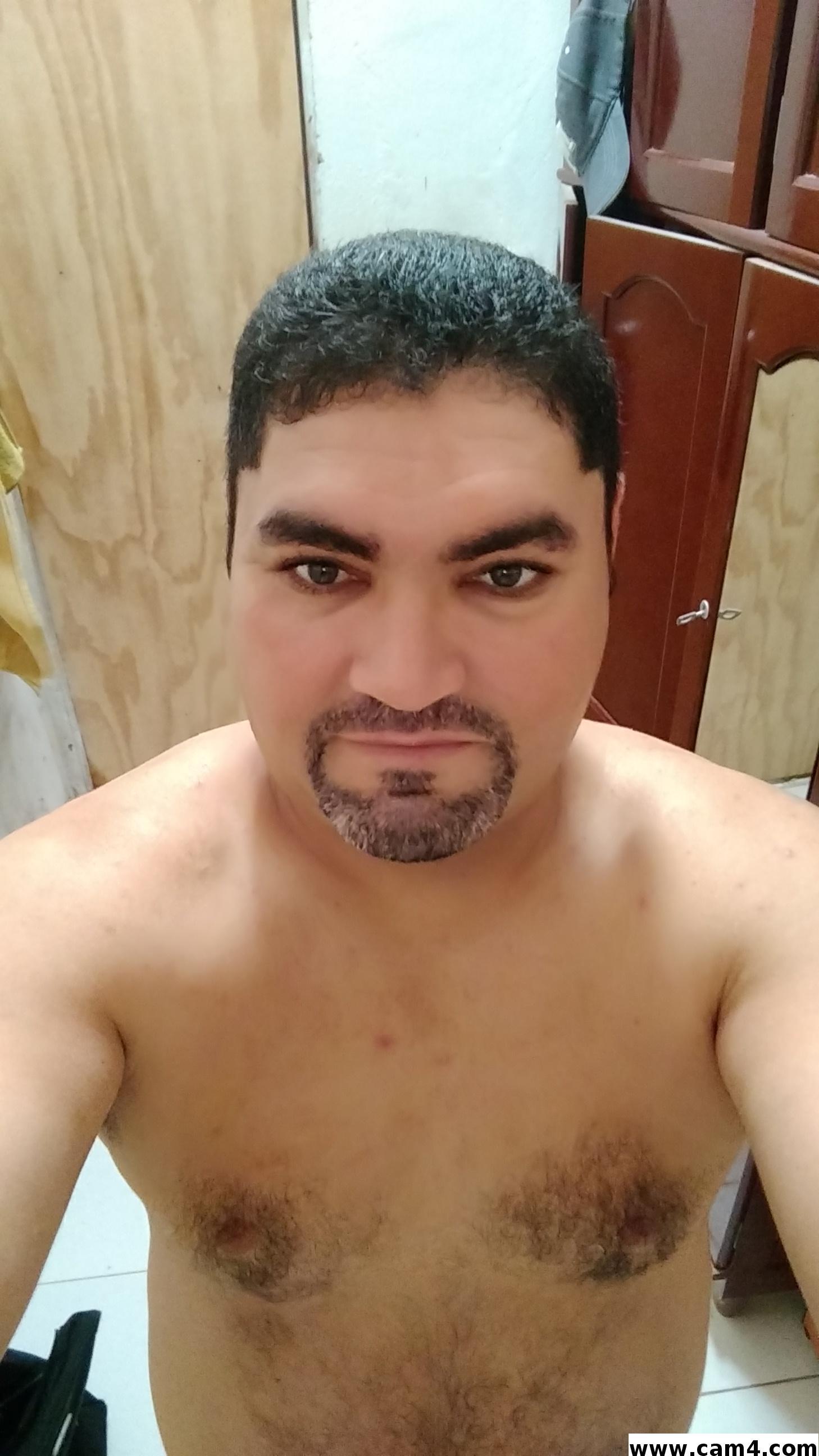 karlos78oly3 live from Brazil